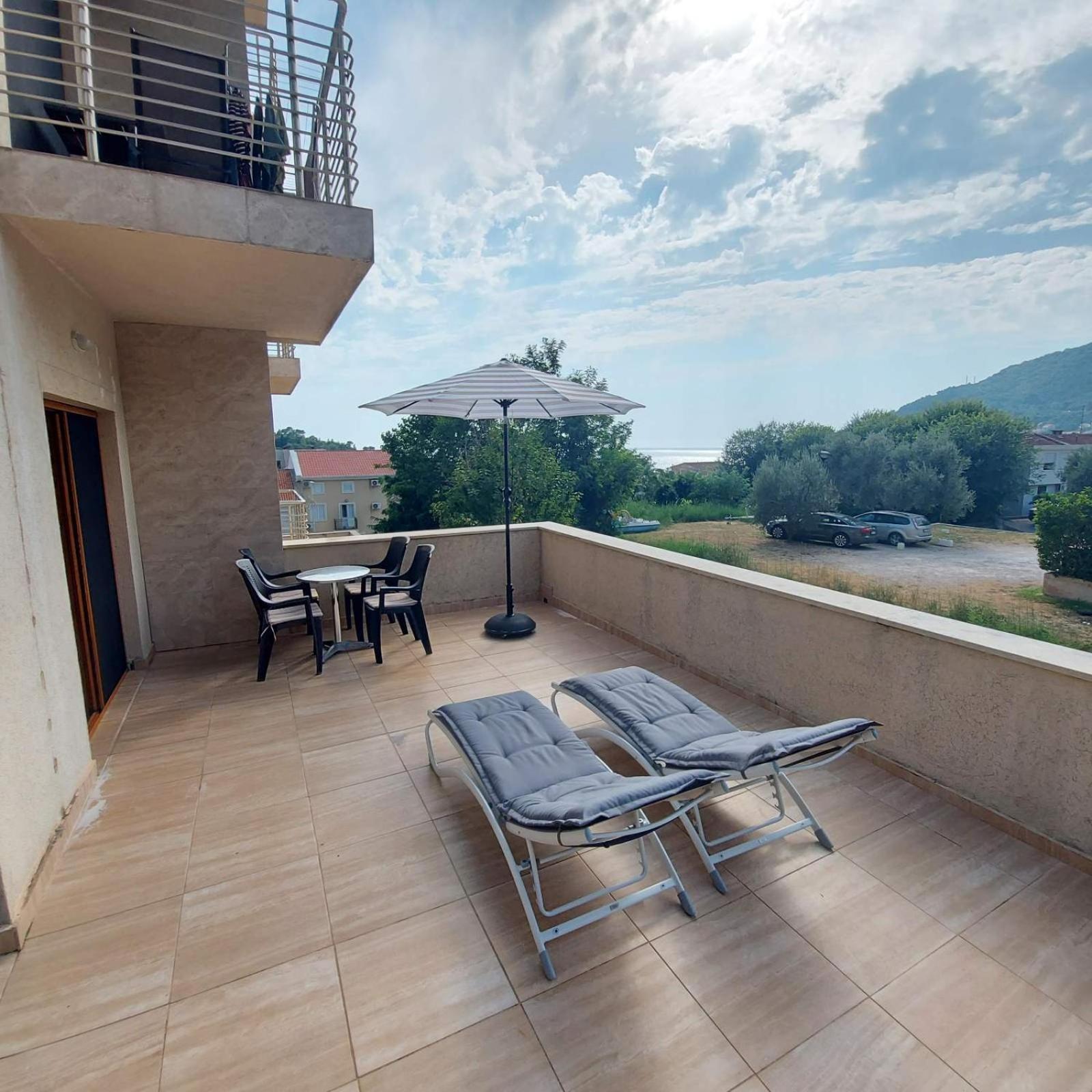 Welcome Apartments Petrovac Екстериор снимка